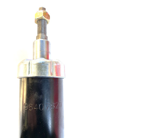 Амортизатор передній правий Shock Absorbers Chevrolet Lacetti 2005 2014 масло (96407820)